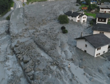 8 αγνοούμενοι μετά από κατολίσθηση στην Ελβετία (φωτό,βίντεο)